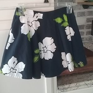 HOLLISTER floral skirt Sz S